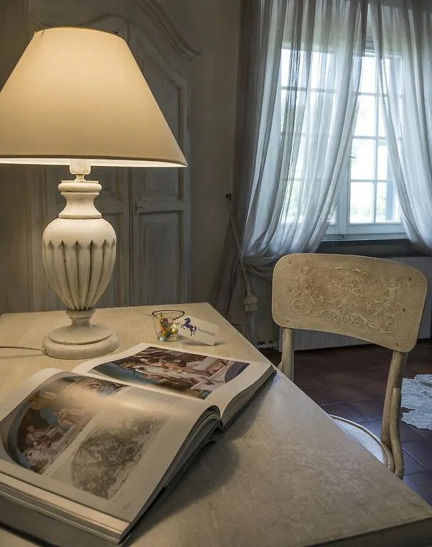 Hotel Il Cavallino Blu 3*, فولتيرا